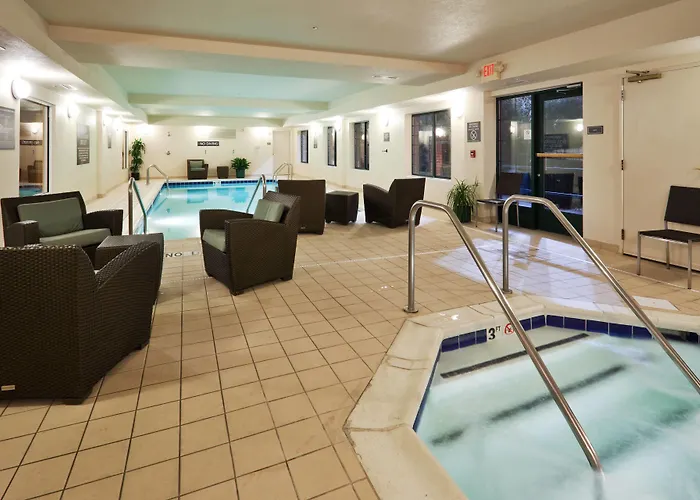 By Marriott Chicago Hotel 3*